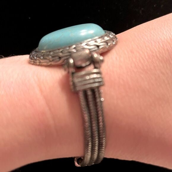 Boho Western Faux Turquoise Bracelet and Gold and Silver Tone Earrings - Picture 7 of 12